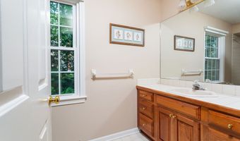 6 Valley Ct, Bethel, CT 06801