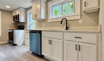 516 Hall St, Bow, NH 03304