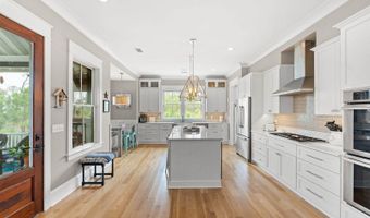 4550 Cape Island Dr, Awendaw, SC 29429