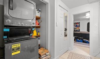 114 S 18th St, Airville, PA 15203