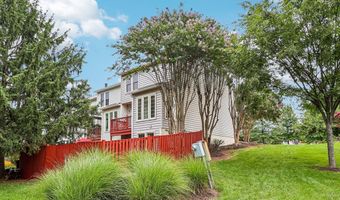 21208 HEDGEROW Ter, Ashburn, VA 20147
