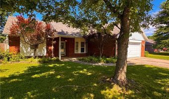 3802 SW Maple Rd, Bentonville, AR 72712