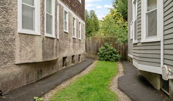 685 Myrtle Ave, Albany, NY 12208