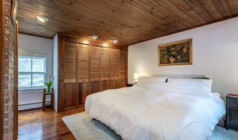227 New Milford Rd E, Bridgewater, CT 06752