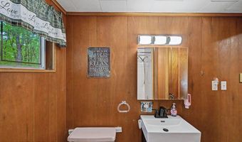 74 Beaver Dr, Albrightsville, PA 18210