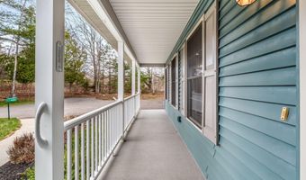 4 Highview Ter, Belfast, ME 04915