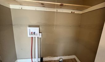 511 W 22nd St, Anderson, IN 46016
