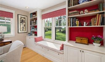 68 Sachuest Way, Middletown, RI 02842