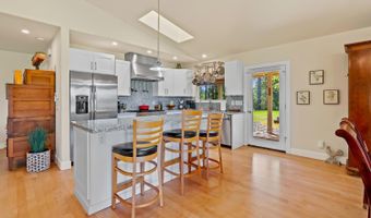 539 Keyes Ave, Angwin, CA 94508