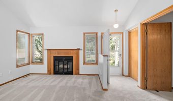 207 CARLSON St, Cheyenne, WY 82009