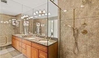 31 Coddinton Wharf 8, Newport, RI 02840