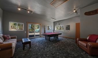 67422 Trout Ln, Bend, OR 97703