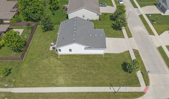 2914 SW Pleasant St, Ankeny, IA 50023