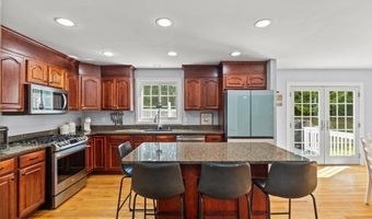 15- Rr Algerine St, Berkley, MA 02779
