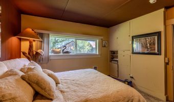 78930 Middle Fork Ln, Bates, OR 97817