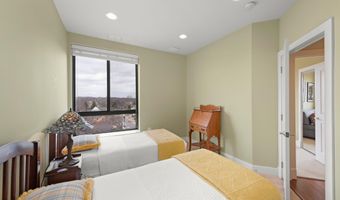 1200 N HARTFORD St 601, Arlington, VA 22201