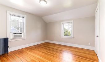 97 Williams Ave, East Providence, RI 02914