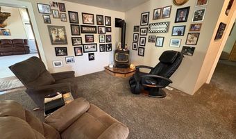 190 Meadow Rd, Challis, ID 83226