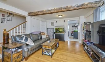 15-17 Peaceable St, Boston, MA 02135