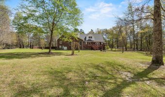 1368 Sunnyhill Dr, Camden, SC 29020