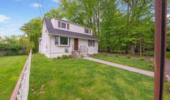 73 Davis Dr, Bergenfield, NJ 07621