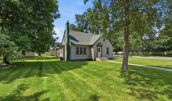 1002 Cedar St, Alexandria, MN 56308