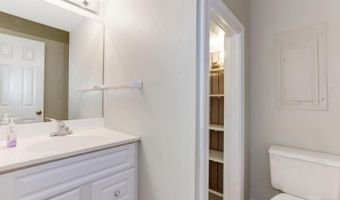 1759 N CLIFF St, Alexandria, VA 22301