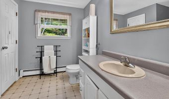 61 Sunny Hollow Pl, Bangor, ME 04401