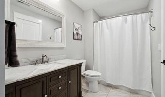 9174 207th Ave, Anamosa, IA 52205