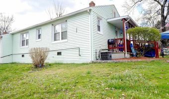 321 And 323 Riverview Ave, Westover, WV 26501