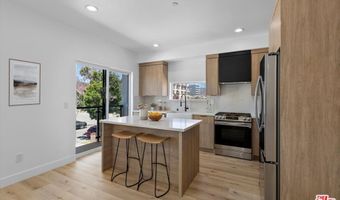 542 N Serrano Ave, Los Angeles, CA 90004