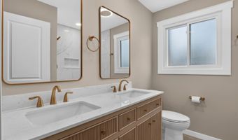1430 W Jo Ann Ln, Addison, IL 60101
