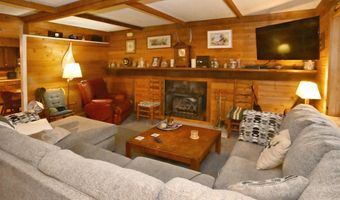 514 E Bellevue Ave, Beverly Shores, IN 46301