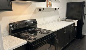 7034 S Hermitage Ave, Chicago, IL 60636