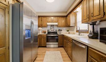 4109 N Danbury St, Bel Aire, KS 67220