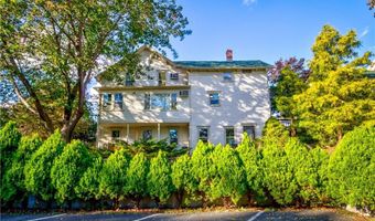 3214 Post Rd, Warwick, RI 02886