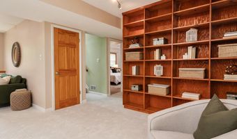 104 GROH Ln, Annapolis, MD 21403