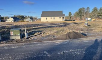 105 Fieldstone Dr, Augusta, ME 04330