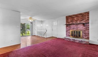 2831 Corral Estates Dr, Arnold, MO 63010