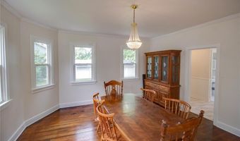 205 E 12th St, Alton, IL 62002