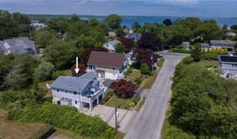21 Overlook Ave, Charlestown, RI 02813