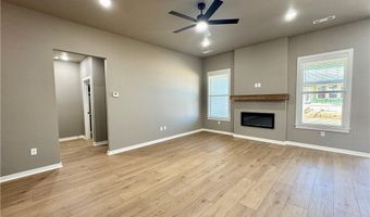 5900 SW Desert Ave, Bentonville, AR 72713