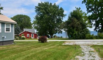 23 Mooney Dr, Alburgh, VT 05440