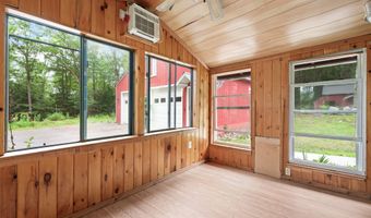219 Mouse Ln, Alfred, ME 04002