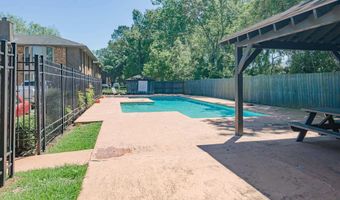 2051 S Brightside View Dr #B, Baton Rouge, LA 70820