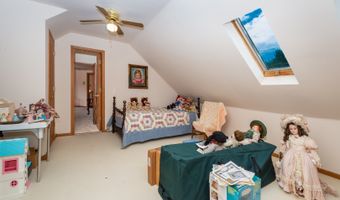 25047 W Palmer Ct, Antioch, IL 60002