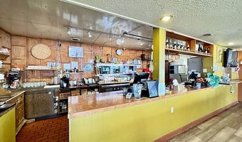 925 CHETCO Ave, Brookings, OR 97415