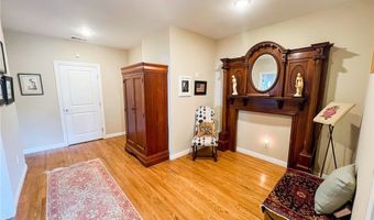 542 N Kilkea Dr, Los Angeles, CA 90048