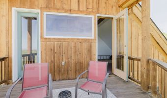 1225 Country Ln, Lamoille, NV 89828