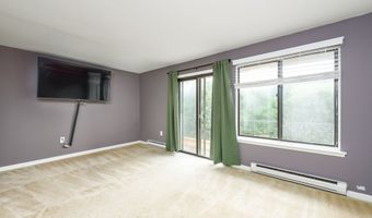 21 Pine Ct 21, Cromwell, CT 06416